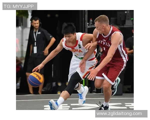 南京篮球队在世界杯积分榜上以92分稳居第一名展现强劲实力