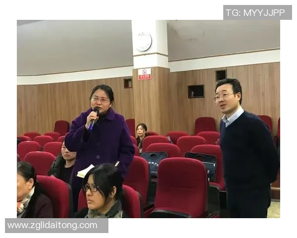 南京羽毛球队与杭州羽毛球队赛后复盘分析个人能力与团队配合的深度探讨